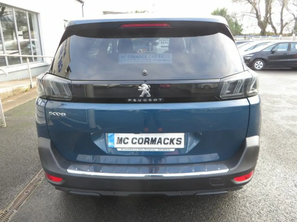 Peugeot 5008 BLUEHDI S/S ALLURE *7 SEATER* - Image 4