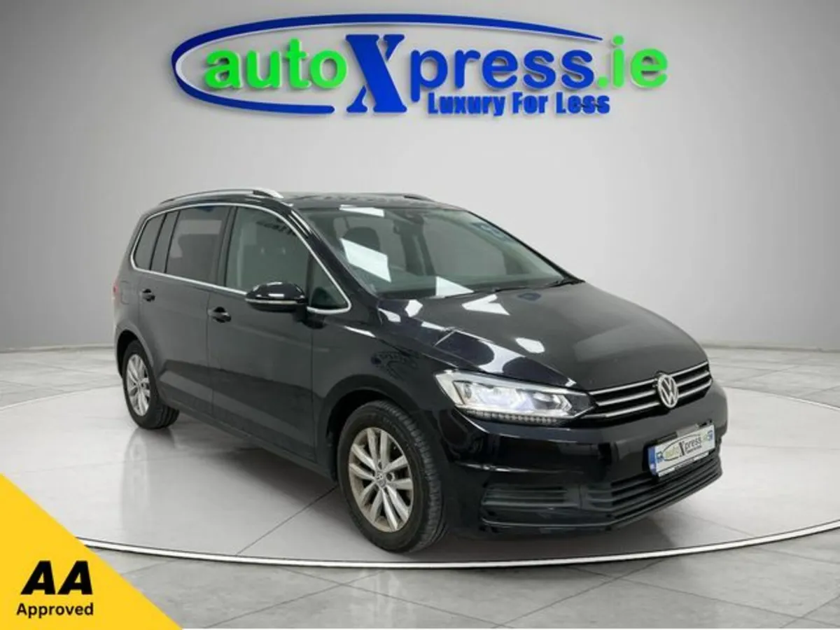 Volkswagen Touran 2.0 TDI Automatic, Reversing cam - Image 1