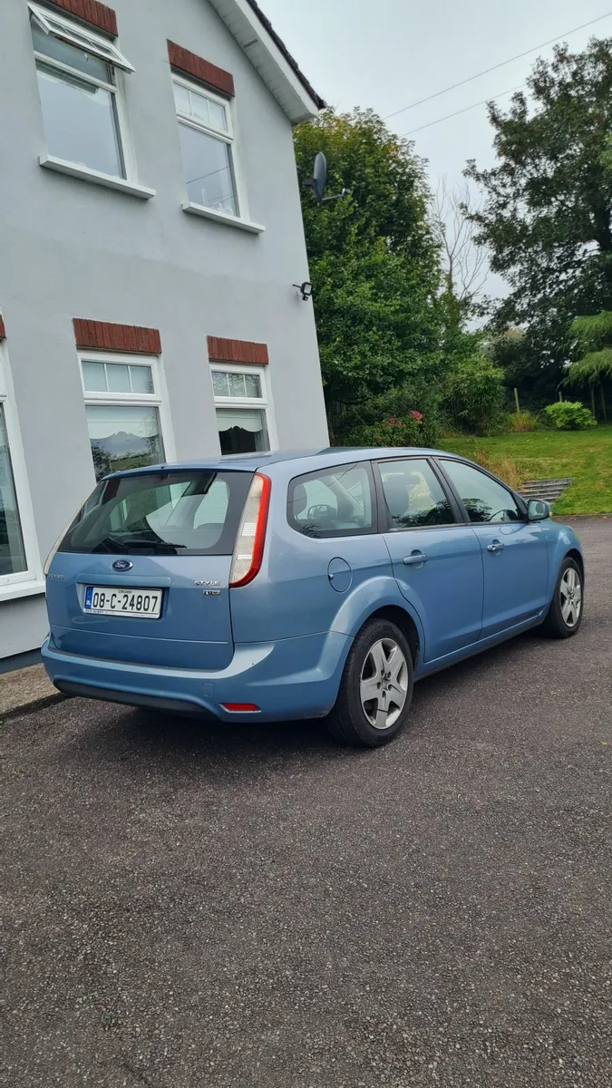 Ford Focus 2008 - Image 2