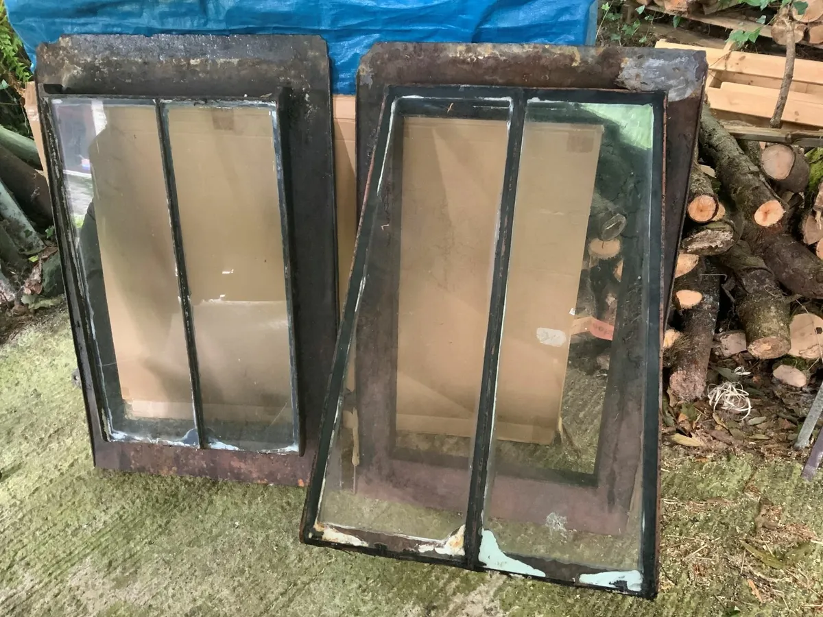 roof windows cast iron vintage - Image 3