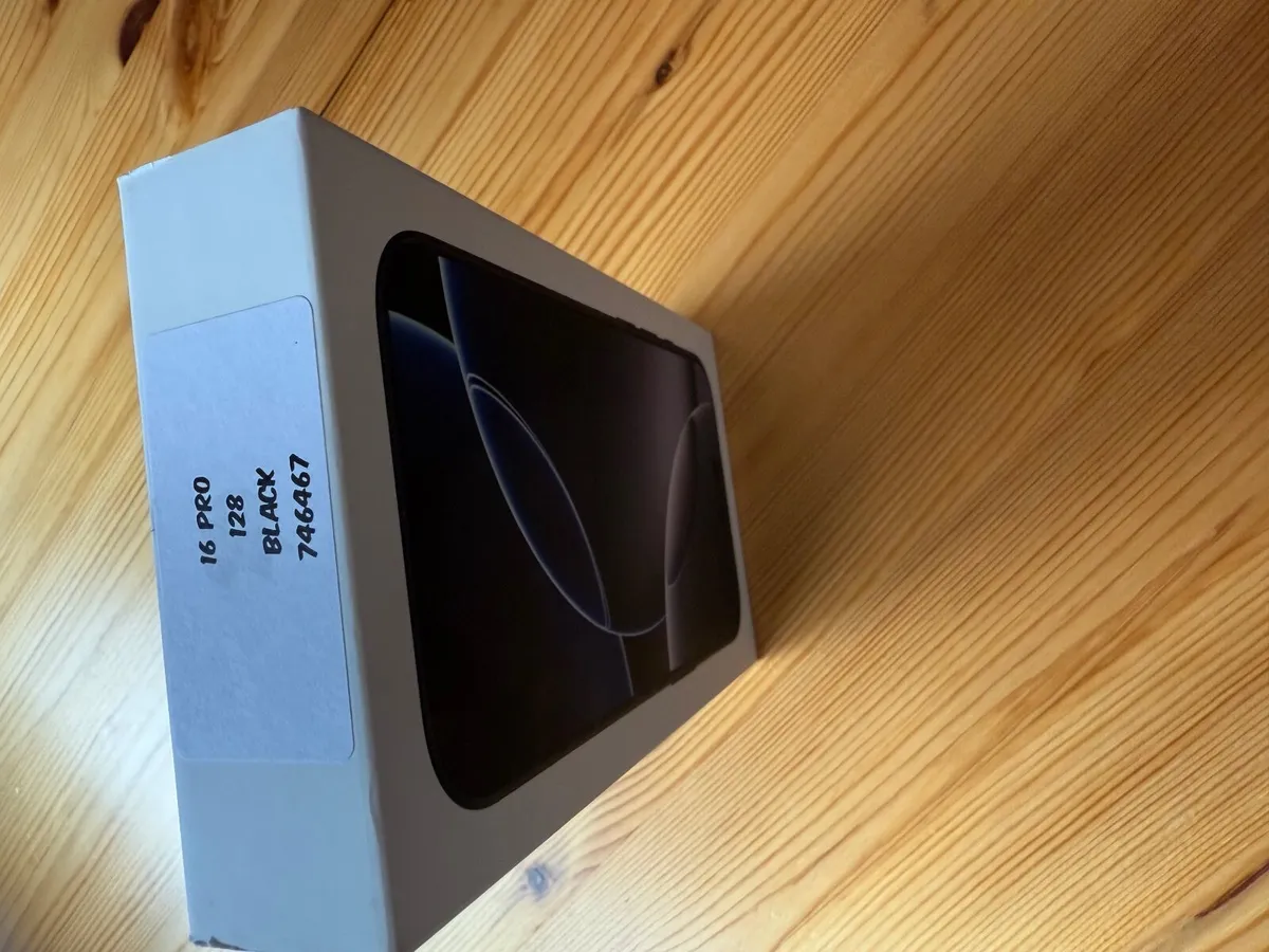 iPhone 16 Pro - Image 2