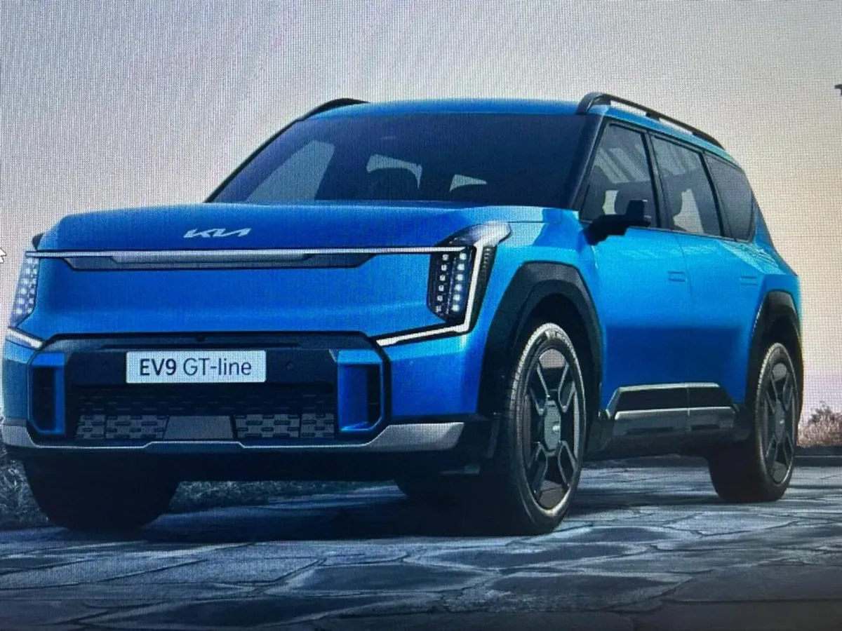 Kia EV9 EV9 EARTH MODEL, **0% FINAINCE** Leather U - Image 4