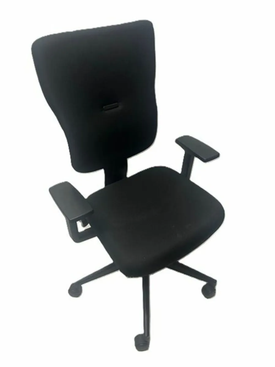 ♻️Used Black Steelcase LETS B Office Chair ♻️ - Image 1