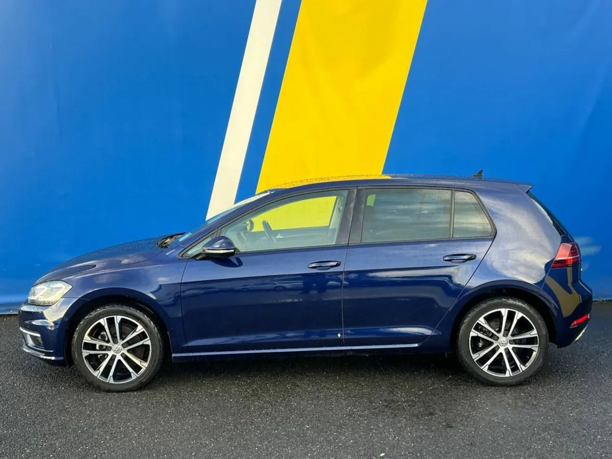 Volkswagen Golf 2.0 TDI ** HUGE SPEC ** // 360 PAR - Image 3