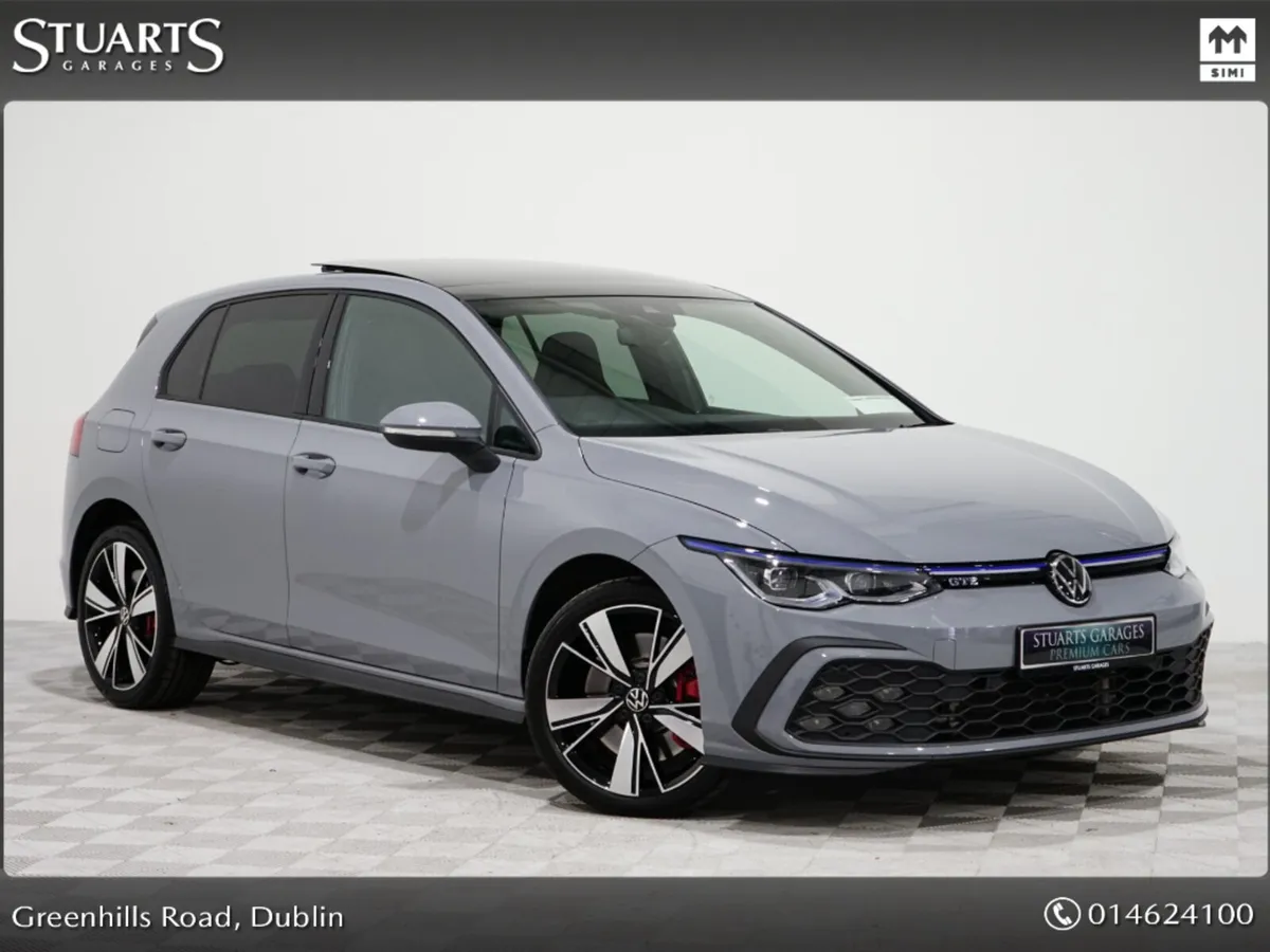 Volkswagen Golf *MASSIVE SPEC* GTE GOLF 245HP PANO - Image 1