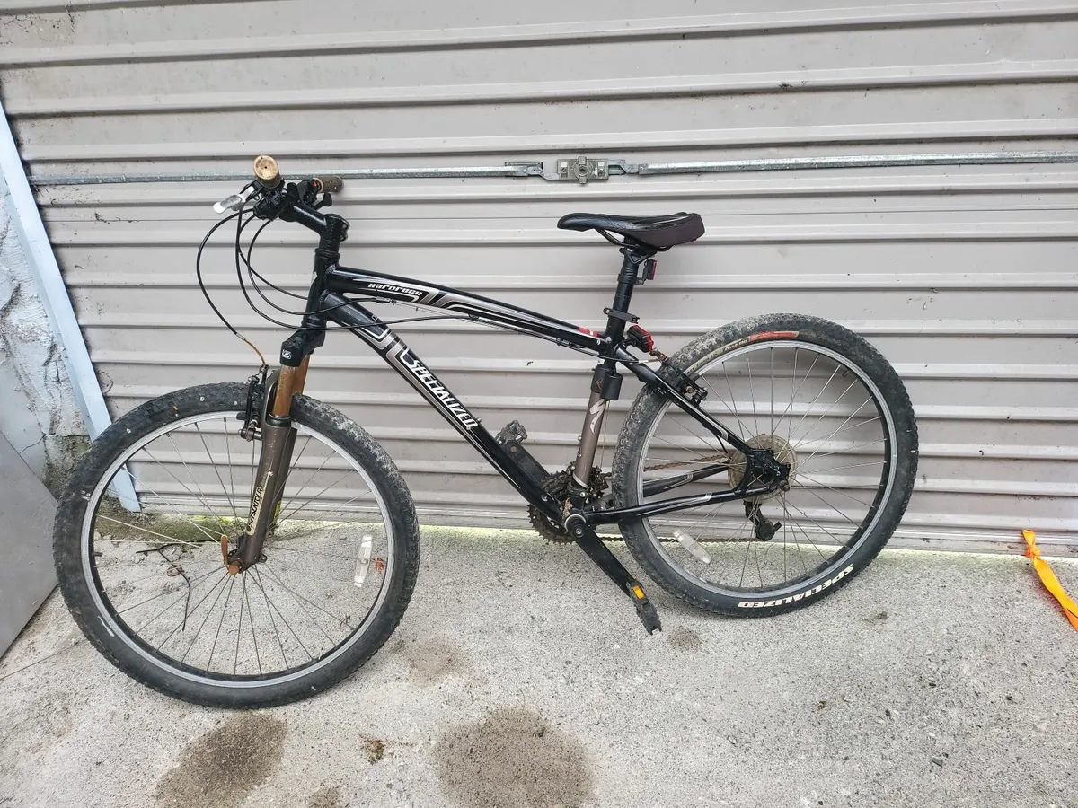 21 speed lightweight specialized mountain bike - Image 1