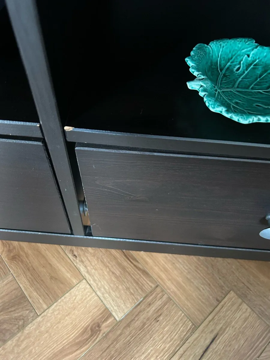 Television unit - Image 2