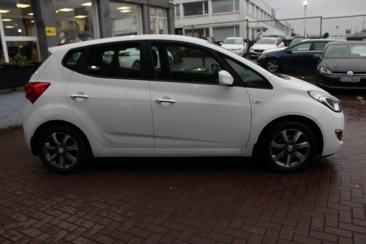 Hyundai ix20 2017 - Image 3