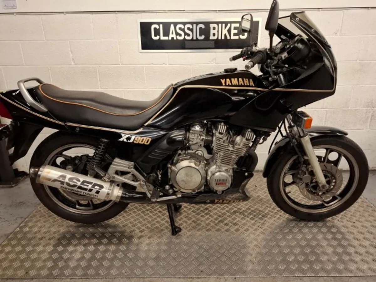 YAMAHA FXJ900 1987 - Image 1