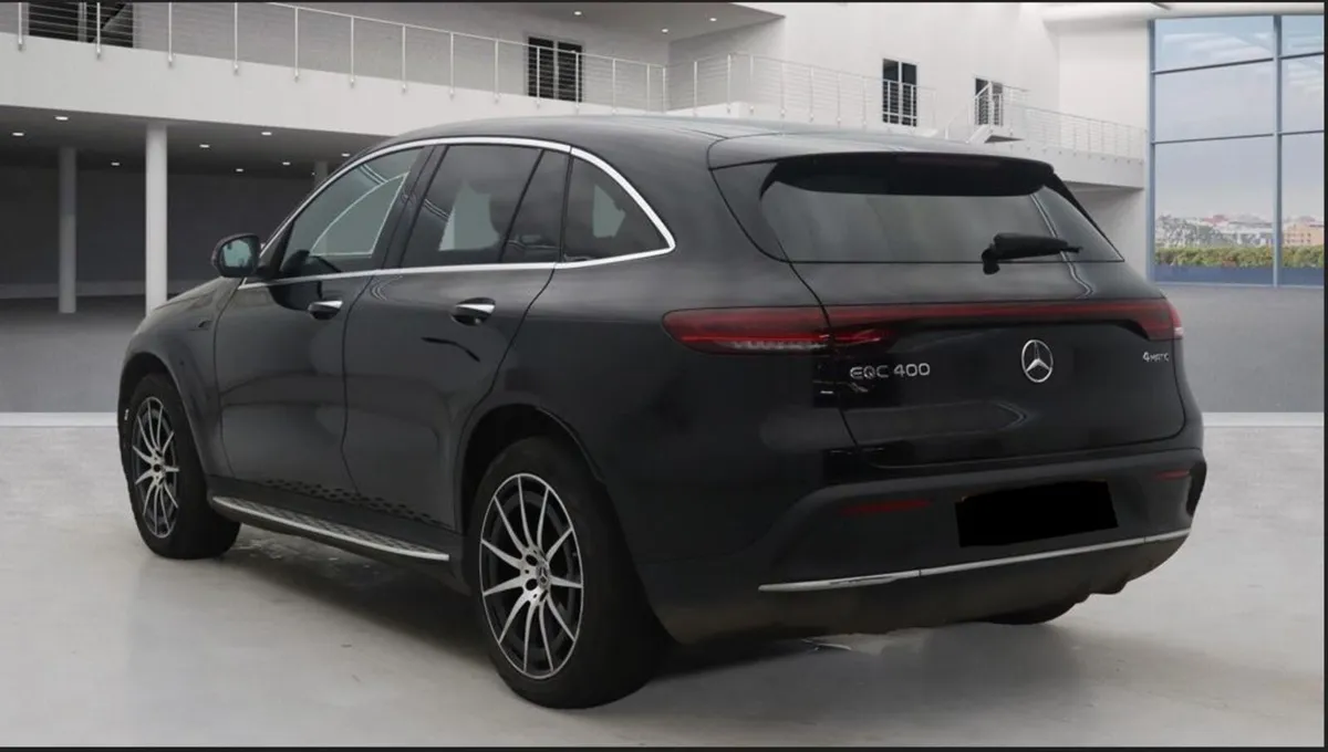 MERCEDES-BENZ EQC 400 AMG LINE 4MATIC // 202 REG - Image 3