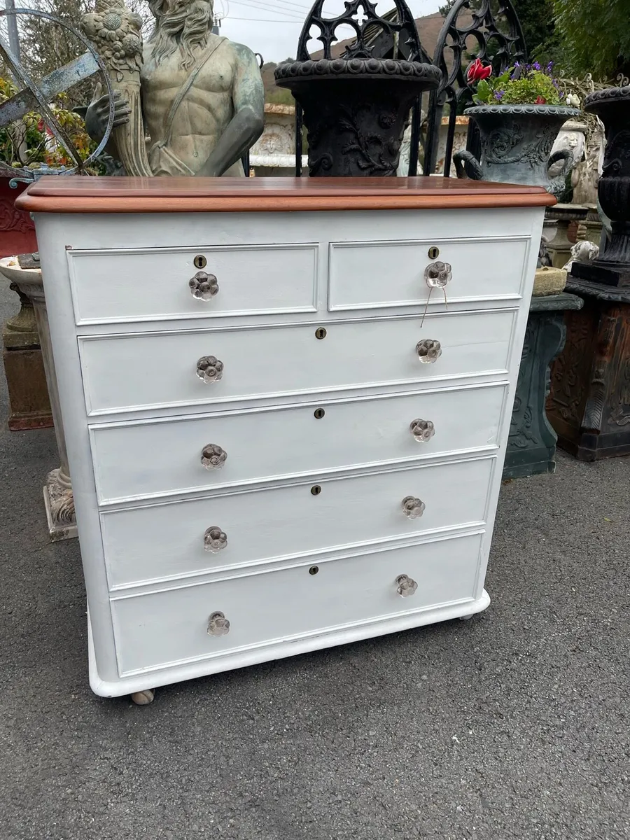 Antique chest of drawers - Image 2