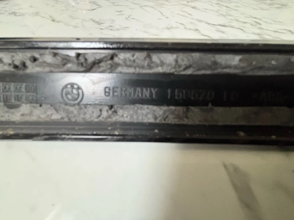 BMW G30 M-Sport OEM boot spoiler - Image 3