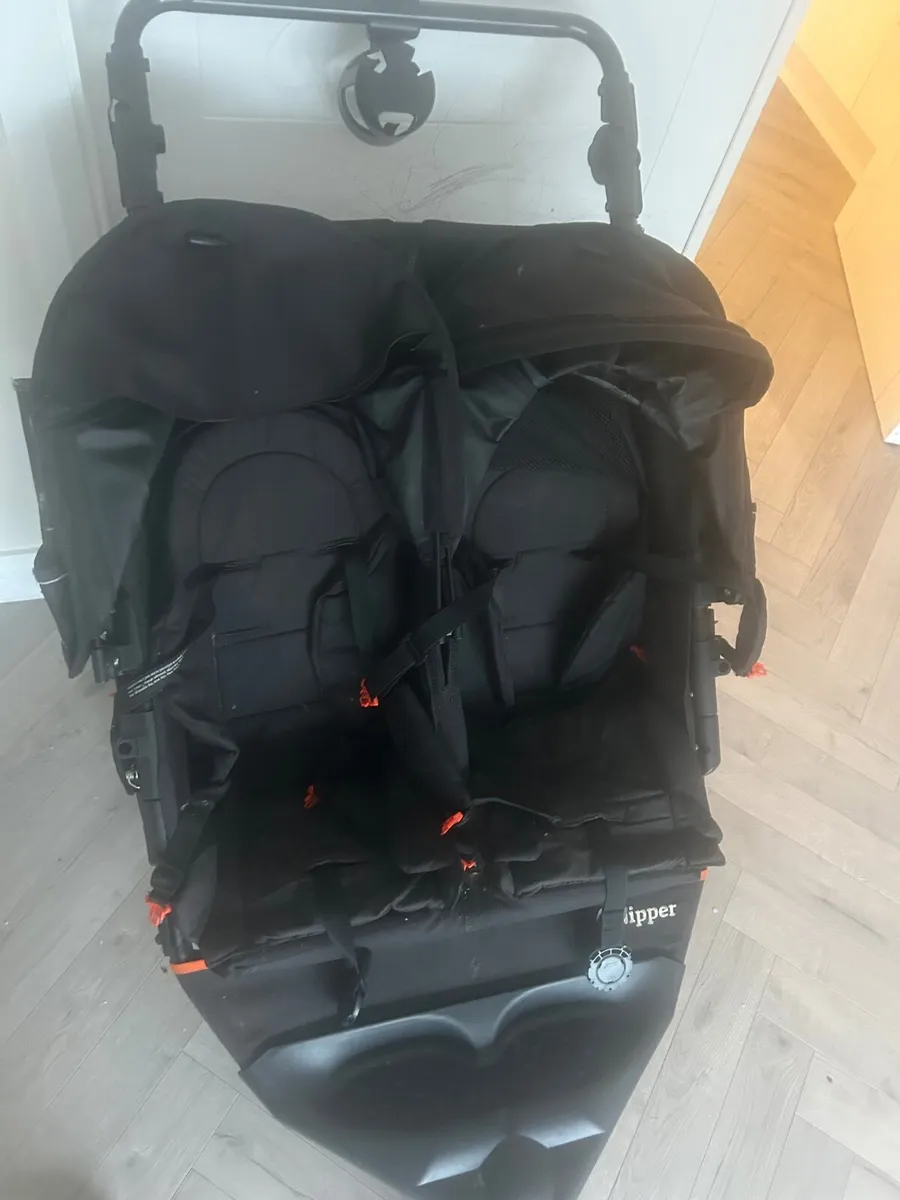 Out n About Double Nipper - Image 2