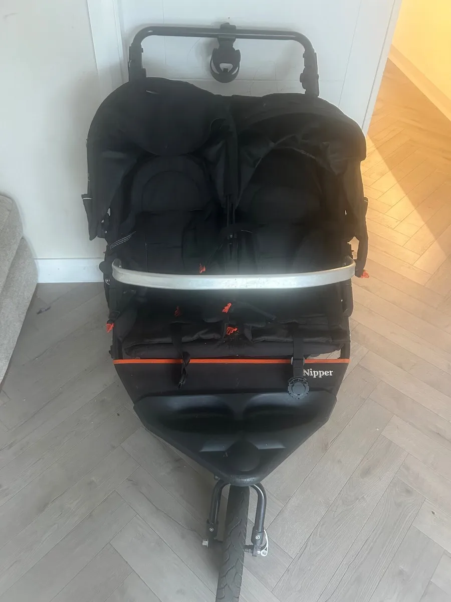 Out n About Double Nipper - Image 1