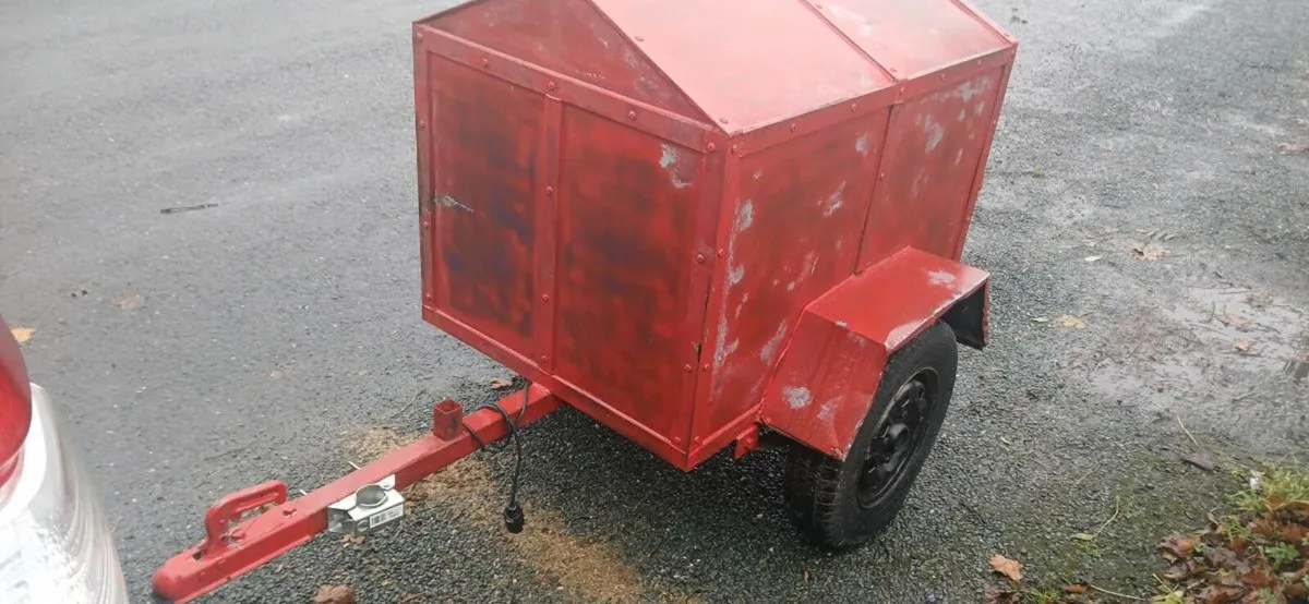 Dog trailer - Image 1