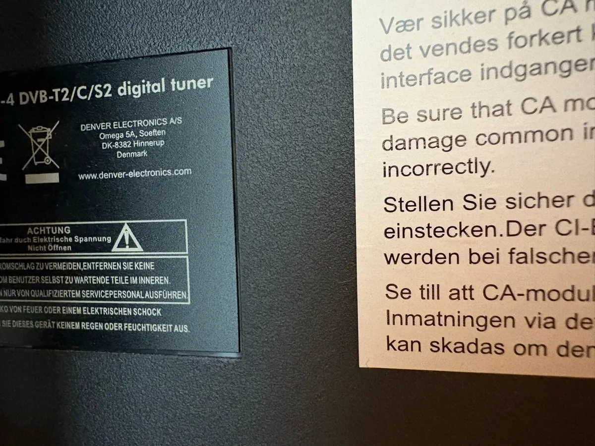 Denver TV 55 inch with TV stand - Image 2