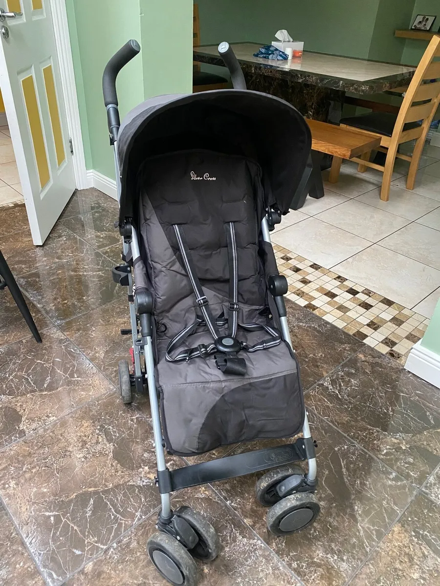 Stroller  with raincover - Image 3