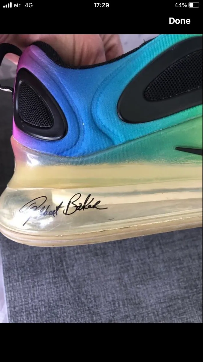 Mens trainers like new size 8 €50 - Image 2