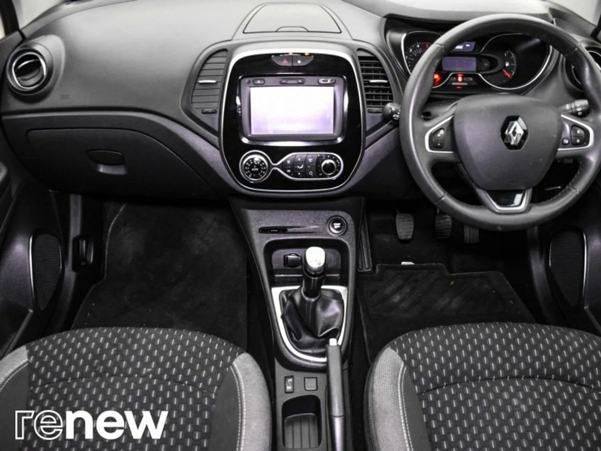 Renault Captur dCi 90 SIGNATURE X NAV - Image 2
