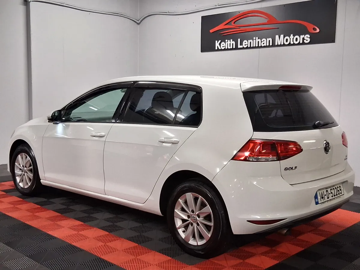 2014 Volkswagen Golf **AUTO - LOW KLMS** - Image 3