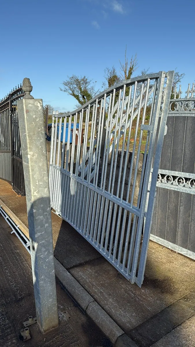 Last few gates for clearance sale - Image 3