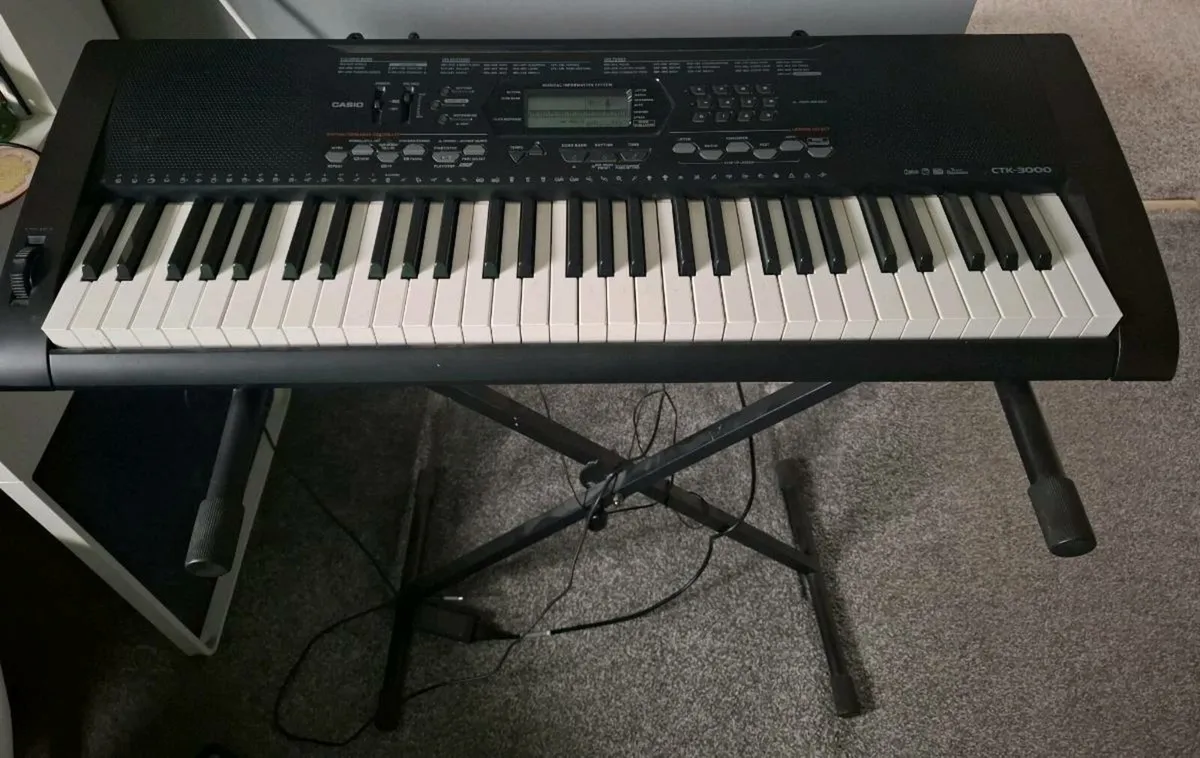 Casio piano with stand included - Image 1