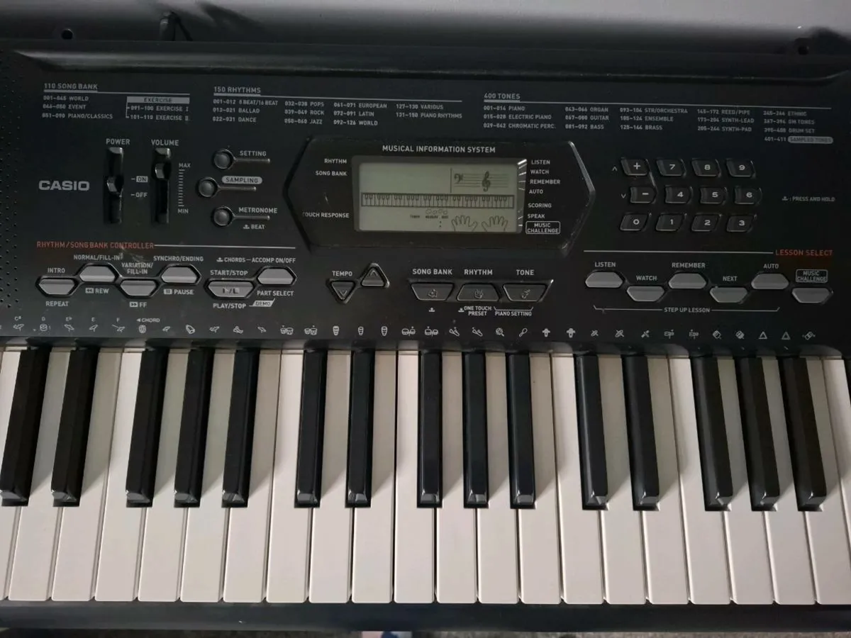 Casio piano with stand included - Image 4