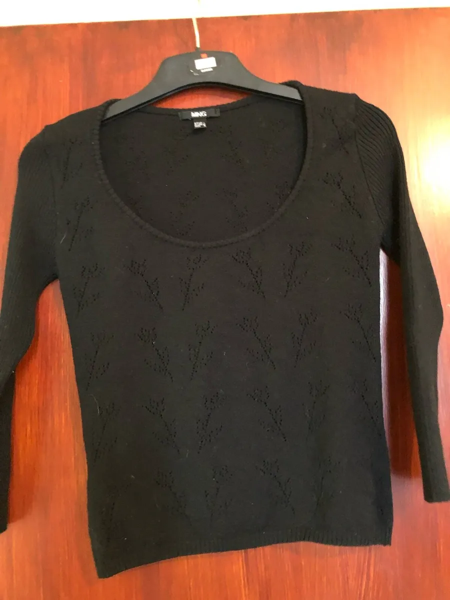 Clothes bags two euro each - Image 1