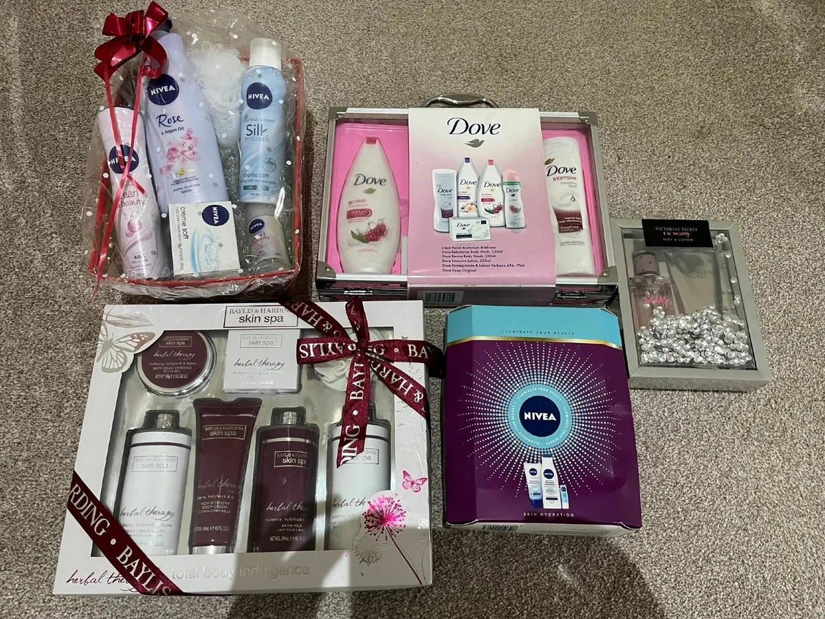 Bath and Body Gift Sets - Five Sets - Image 1