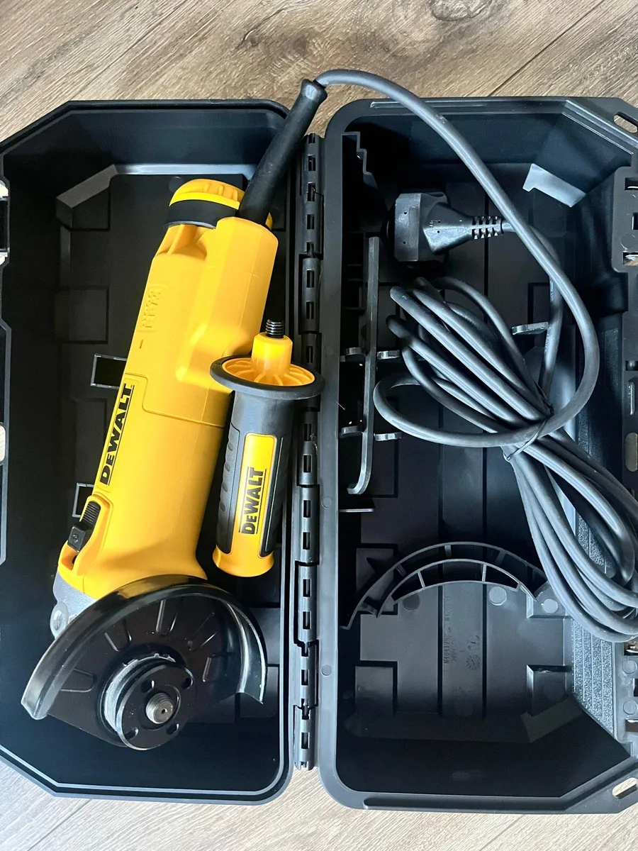 New DeWalt grinder - Image 1