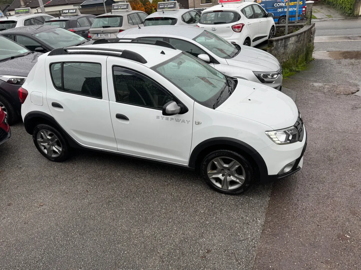 Dacia Sandero Stepway very low mileage - Image 3