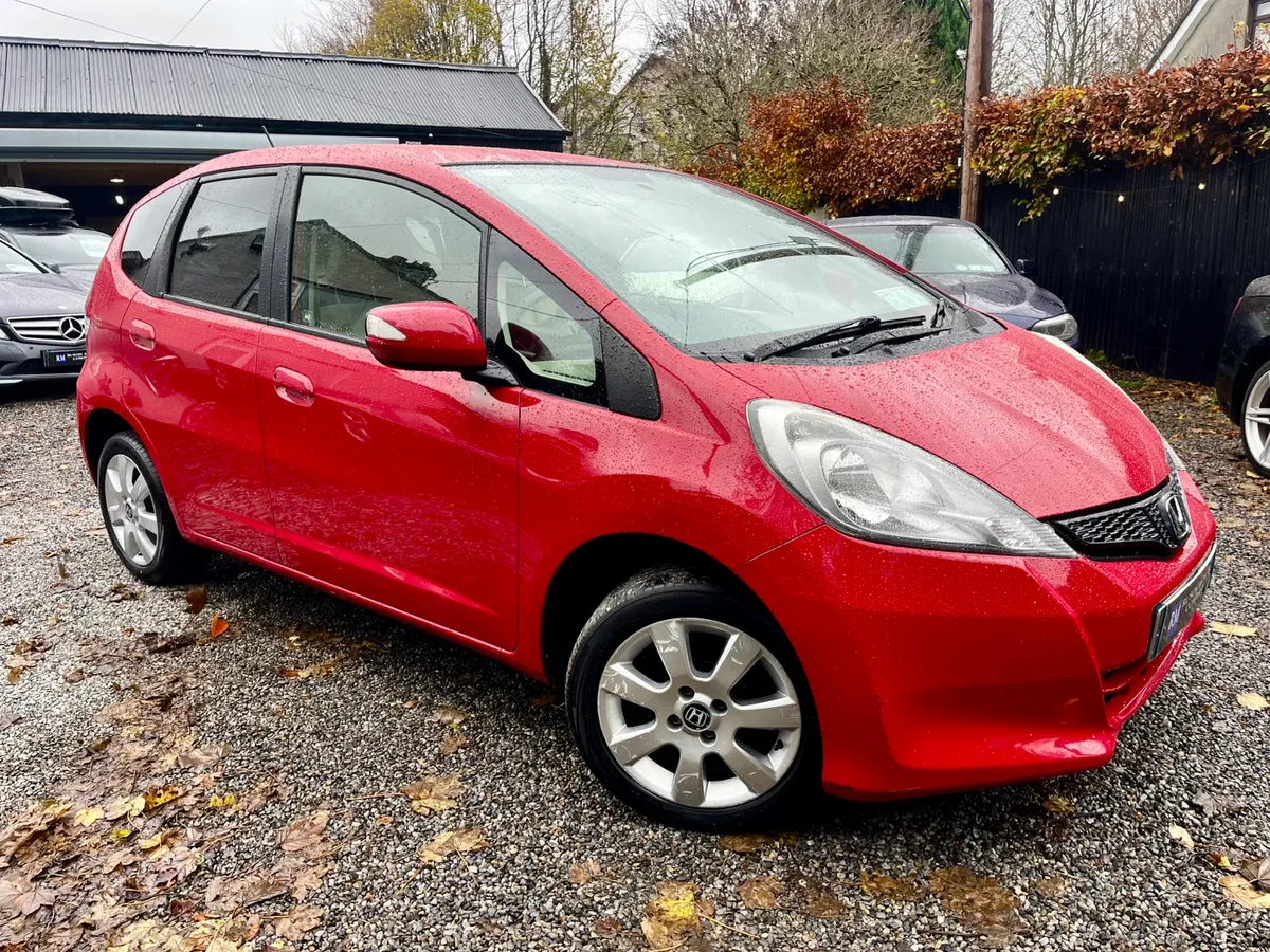 131 Honda  Fit 1.3 Auto - Image 4