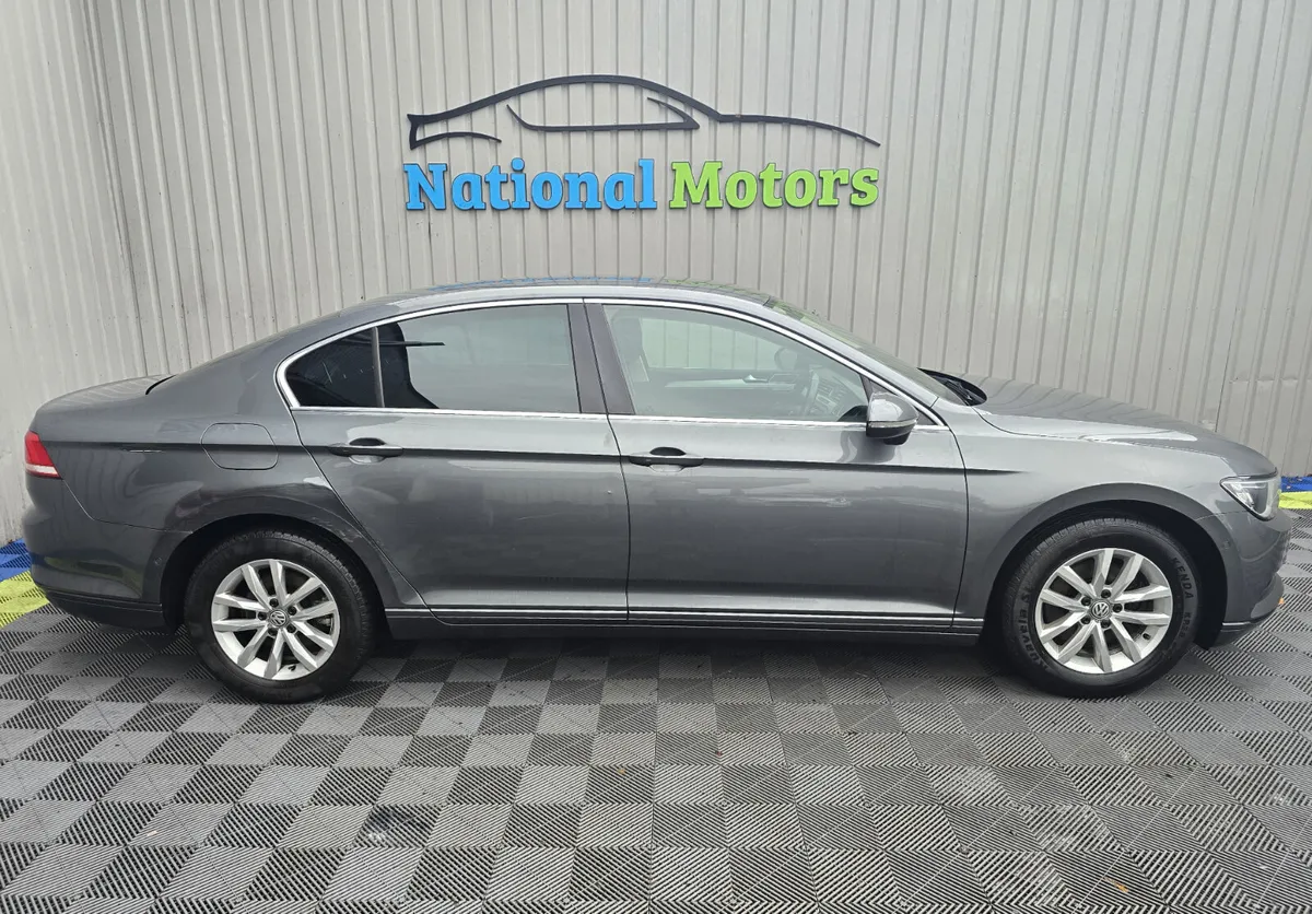 2016 Volkswagen Passat 1.6 TDI 120HP Comfortline - Image 2