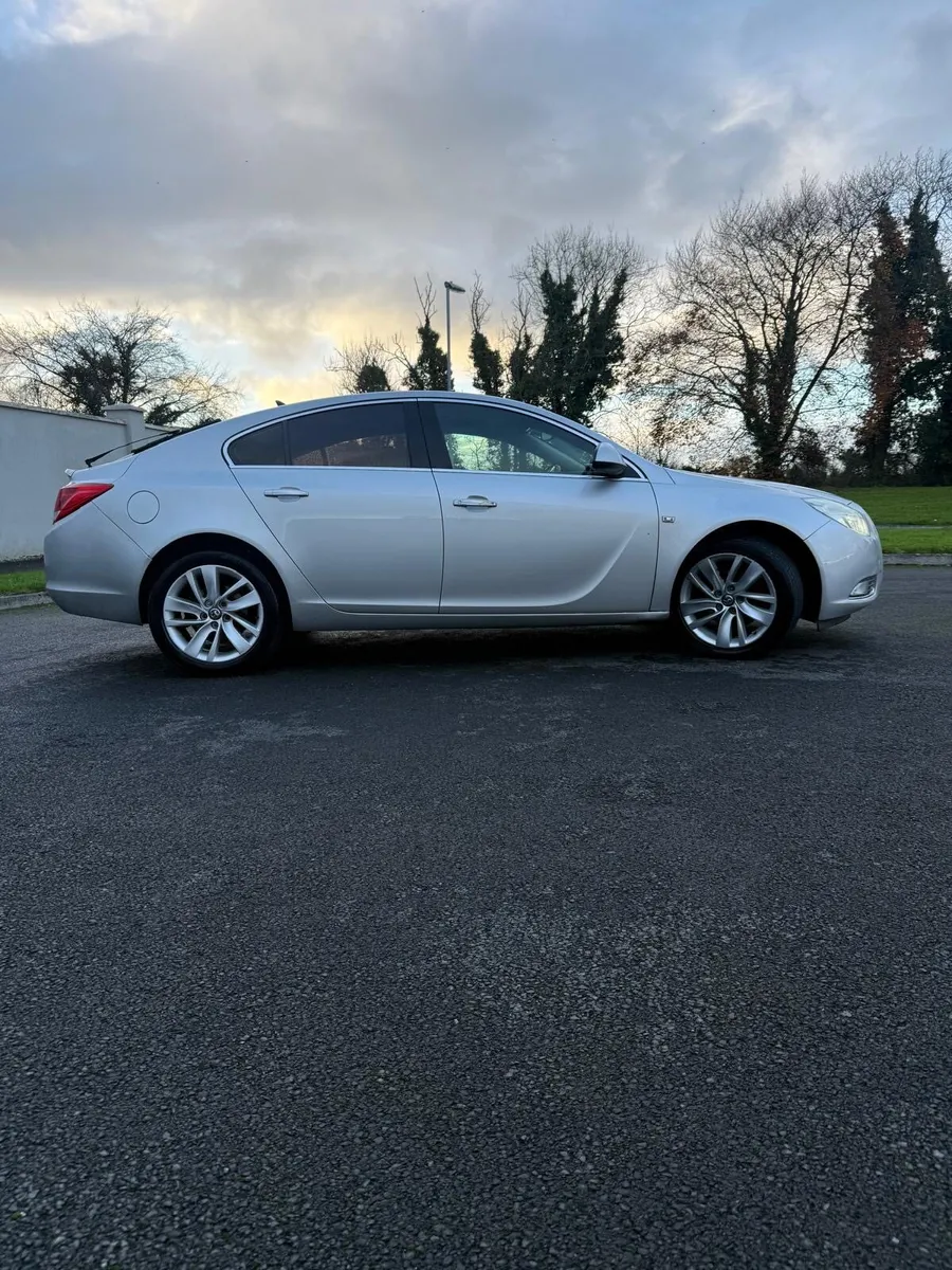 Opel Insignia 2012 - Image 1