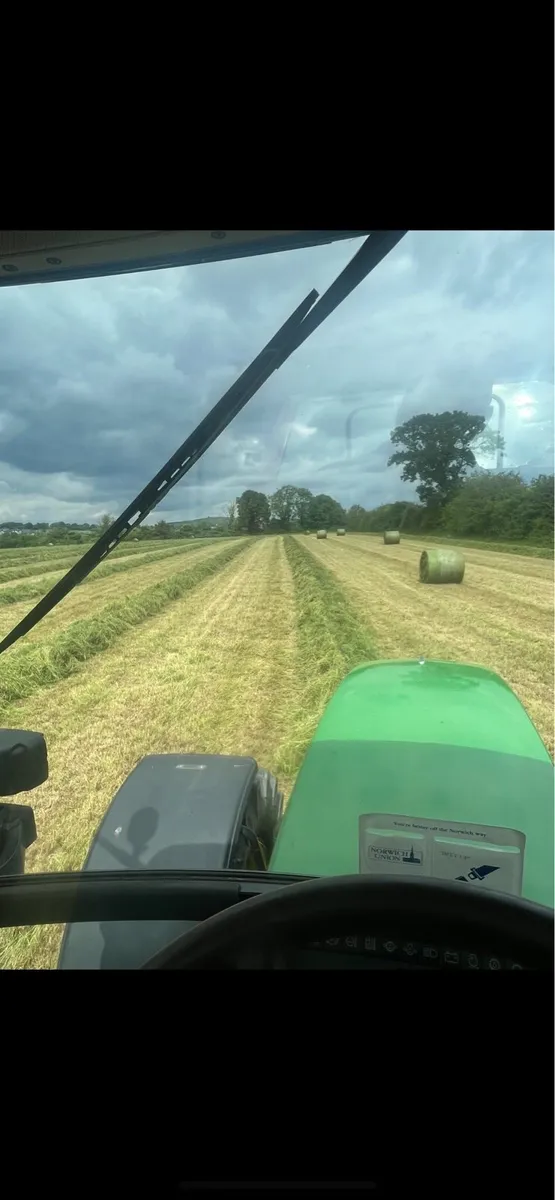 Silage Bales 4x4 - Image 2
