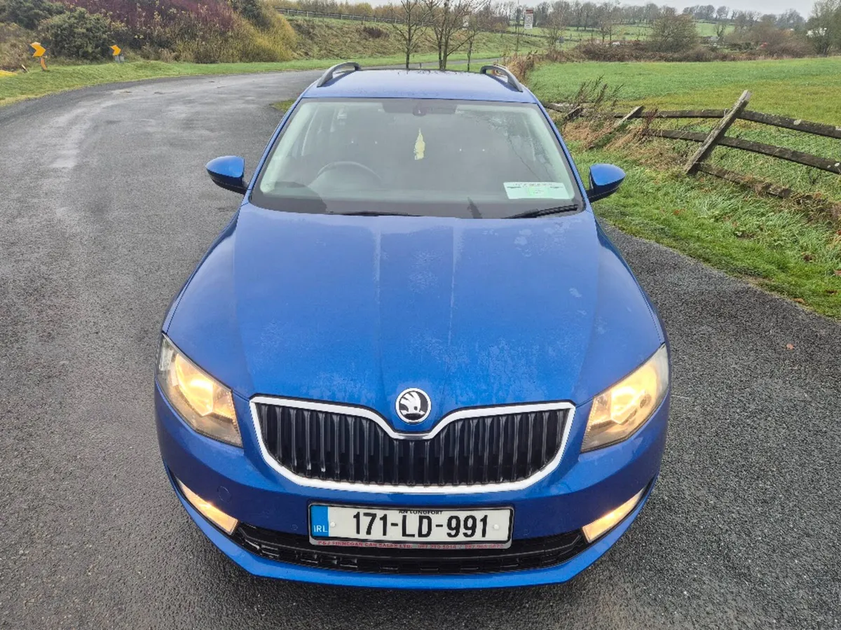 171 Skoda Octavia 1.6 TDI SE TECH GL III 5DR - Image 2