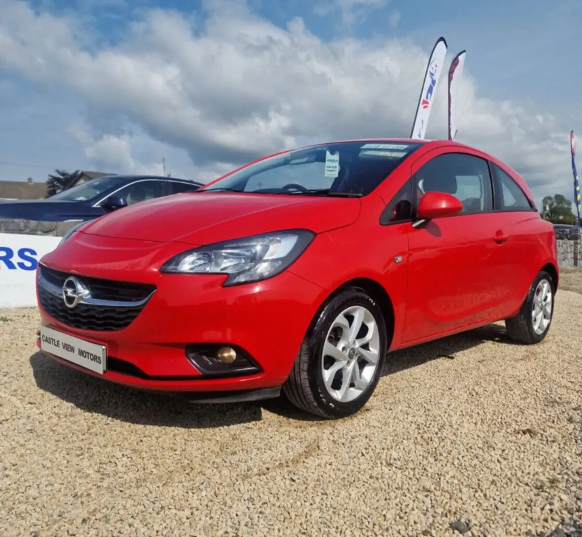 16 Opel Corsa 1.4 Petrol Mint - Image 3