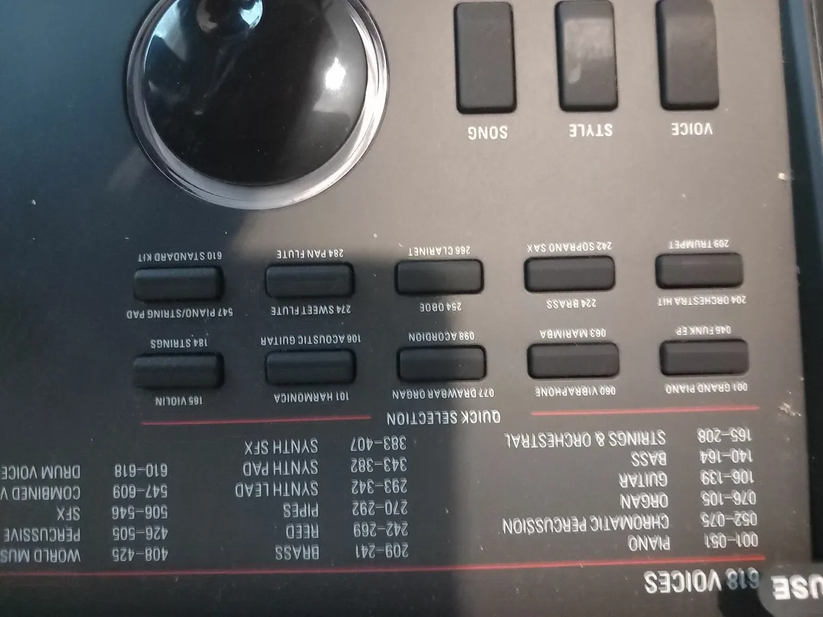 Gear 4 Music Keyboard  11O Euros - Image 4