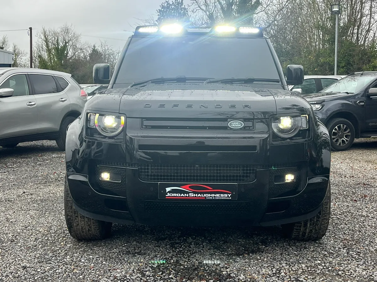 2025 LAND ROVER DEFENDER D350 X-DYNAMIC - Image 2