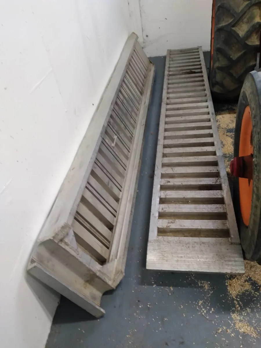 Aluminium Loading Ramps - Image 3