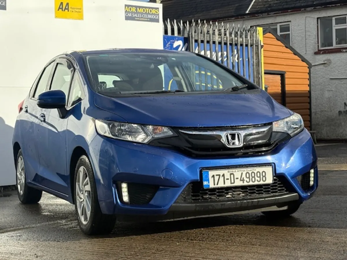 Honda Jazz 2017 AUTOMATIC - Image 2