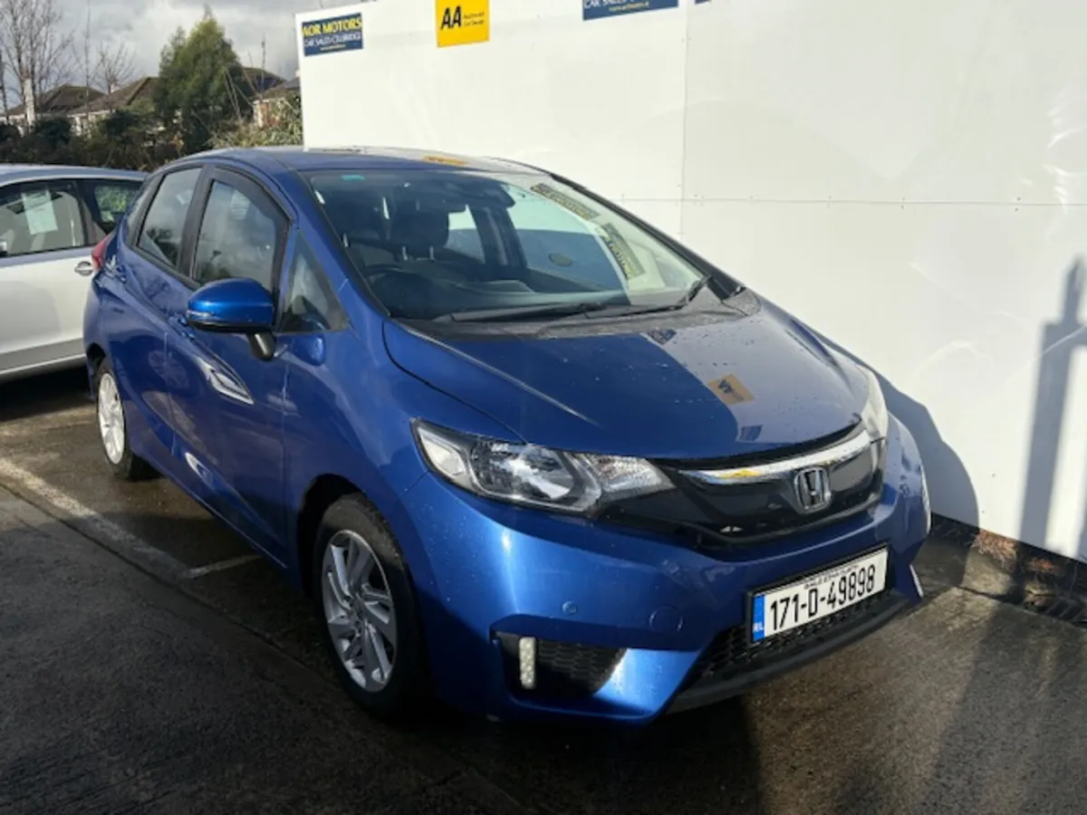 Honda Jazz 2017 AUTOMATIC - Image 1