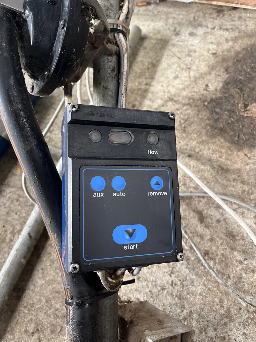 Delaval acr 5000 and swing over arms - Image 2