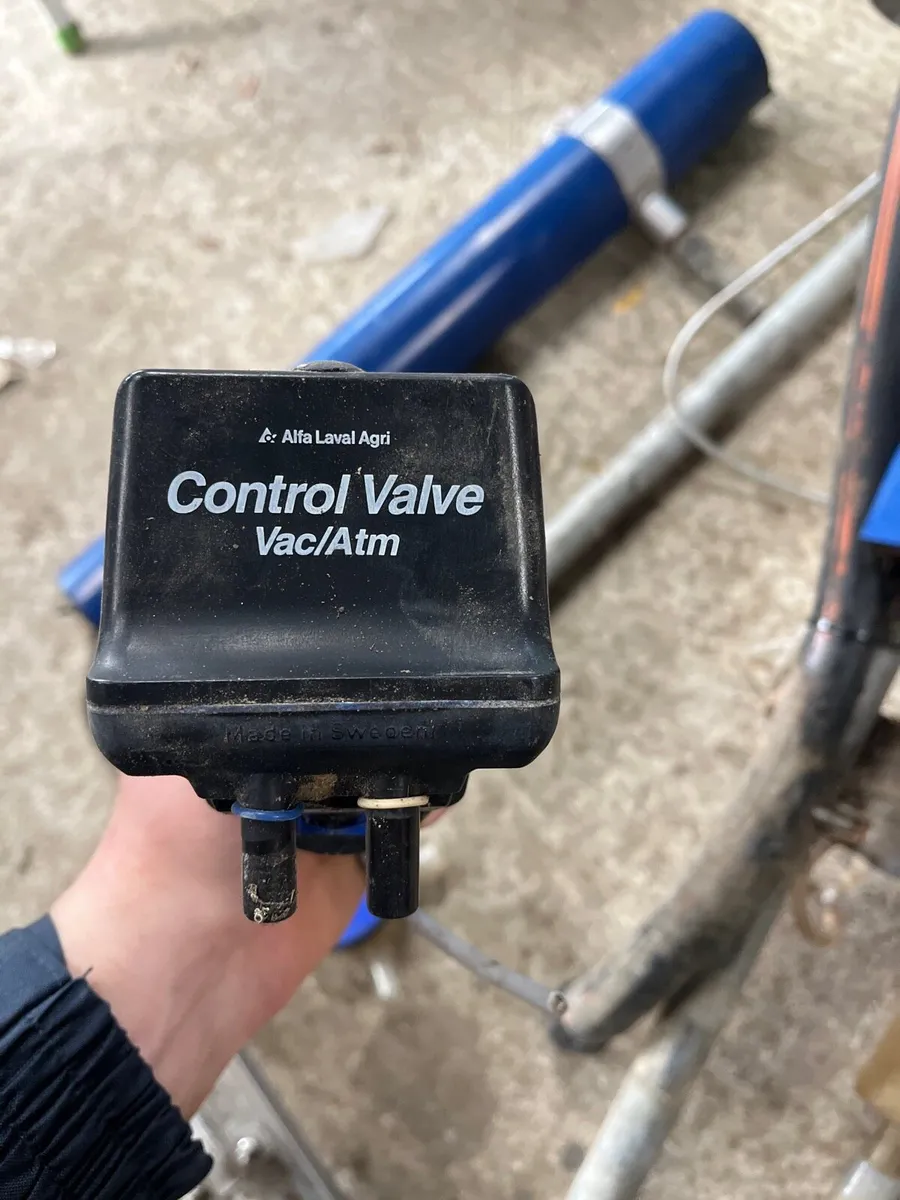 Delaval acr 5000 and swing over arms - Image 3