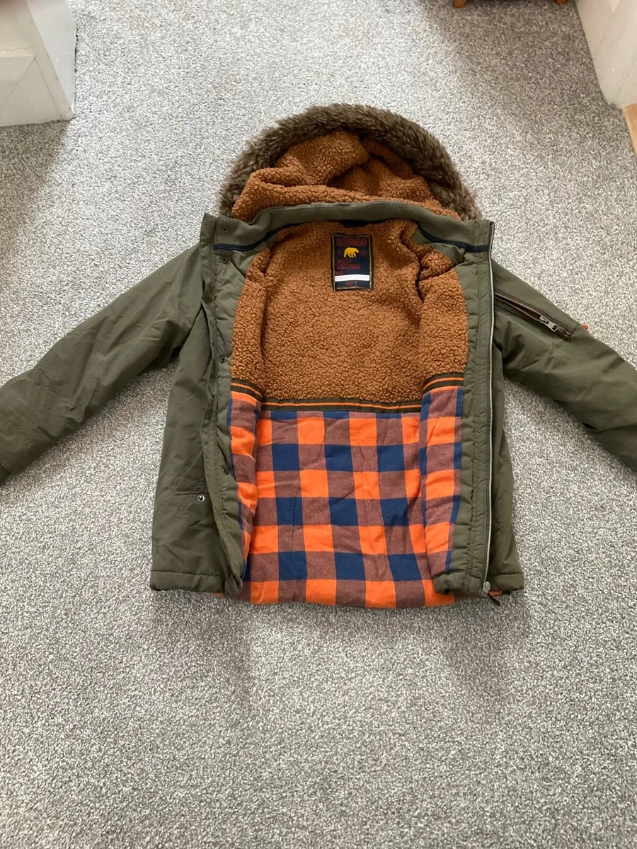 Boys coat, age 8 to 9, great condition - Image 2