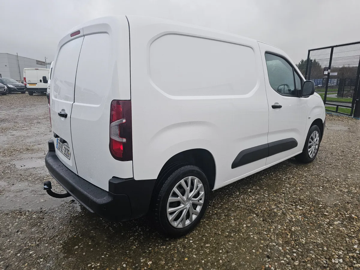 Citroen Berlingo 2022 - Image 3