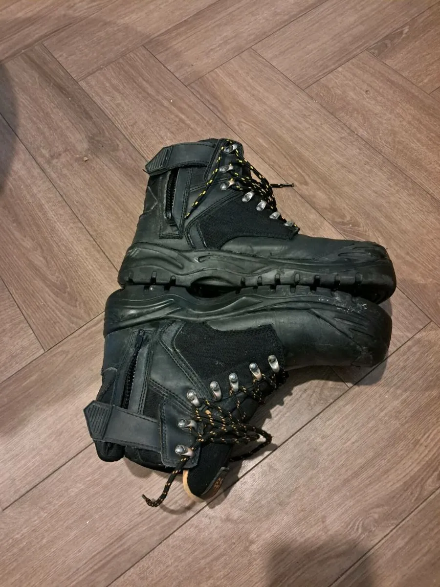 Safety boots uk 10 - Image 2