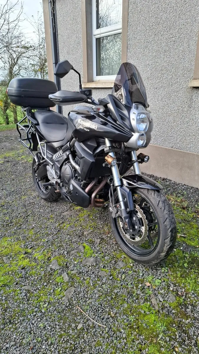 Kawasaki KLE 2011 - Image 1