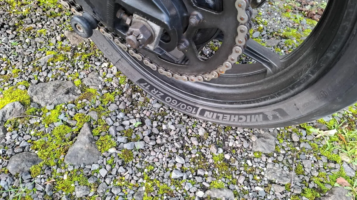 Kawasaki KLE 2011 - Image 4