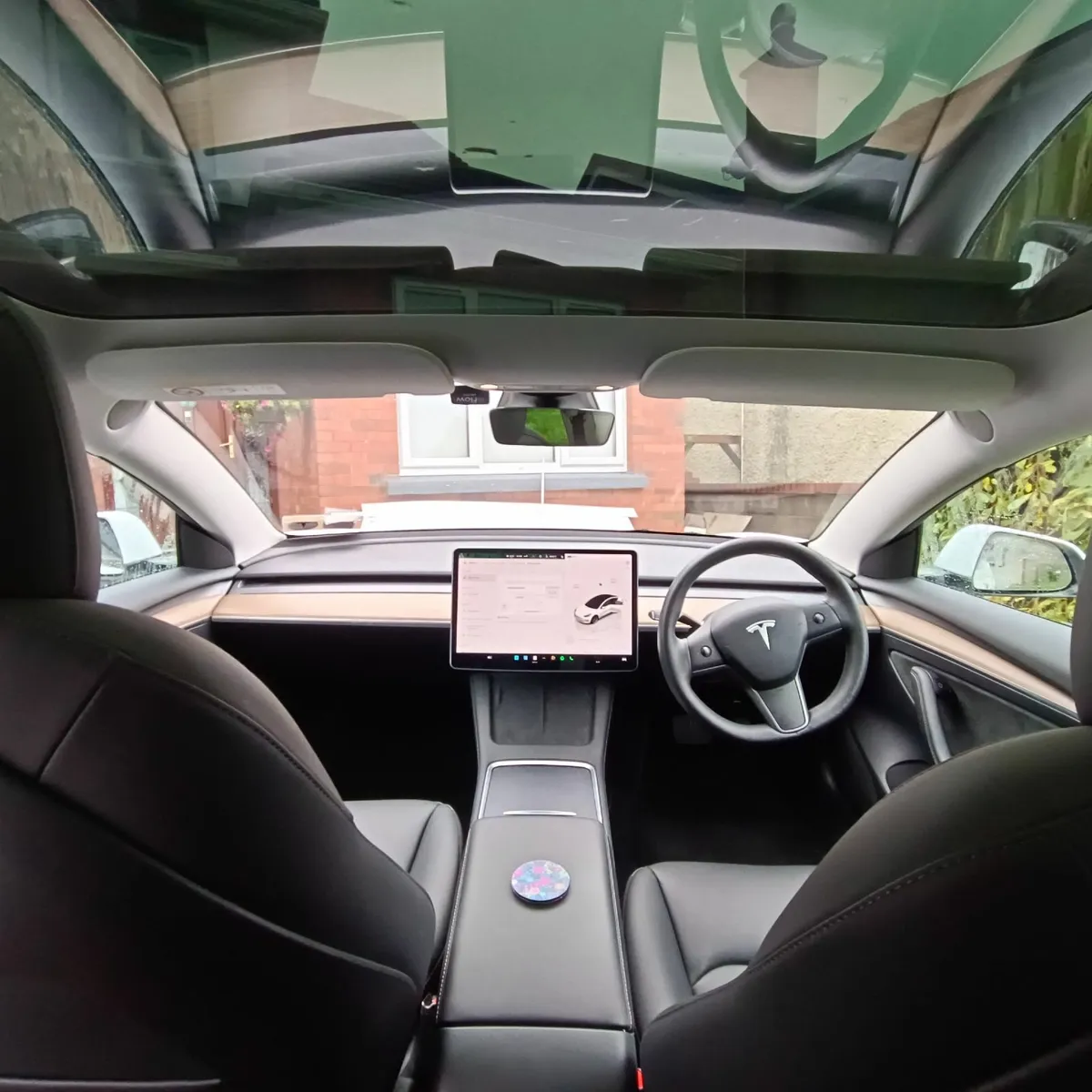 Tesla Model 3 2023 - Image 4